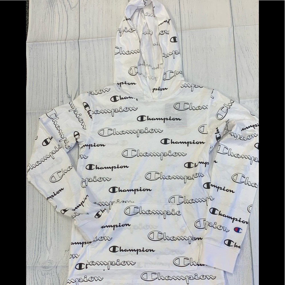 •Girls light weight long sleeve shirt